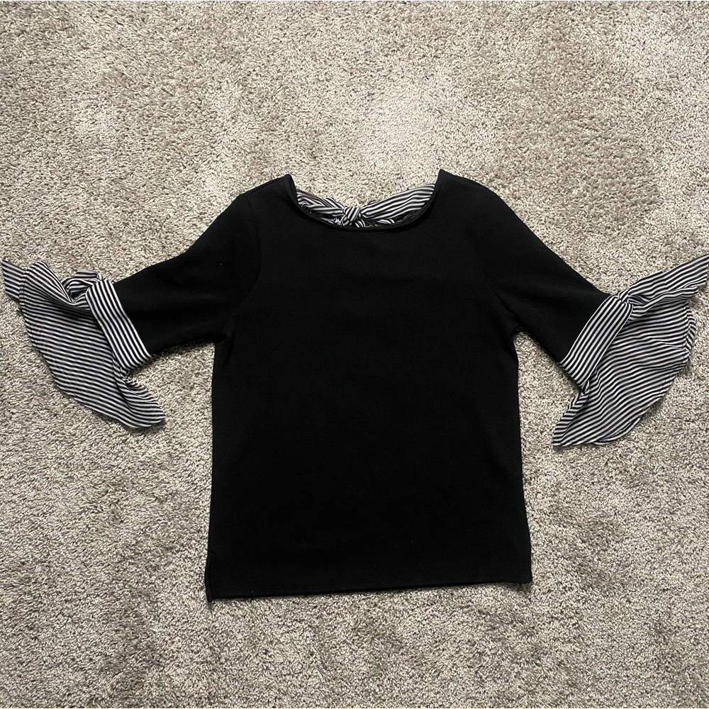 New York & Company Black White Blouse Bow tie Back Size XS